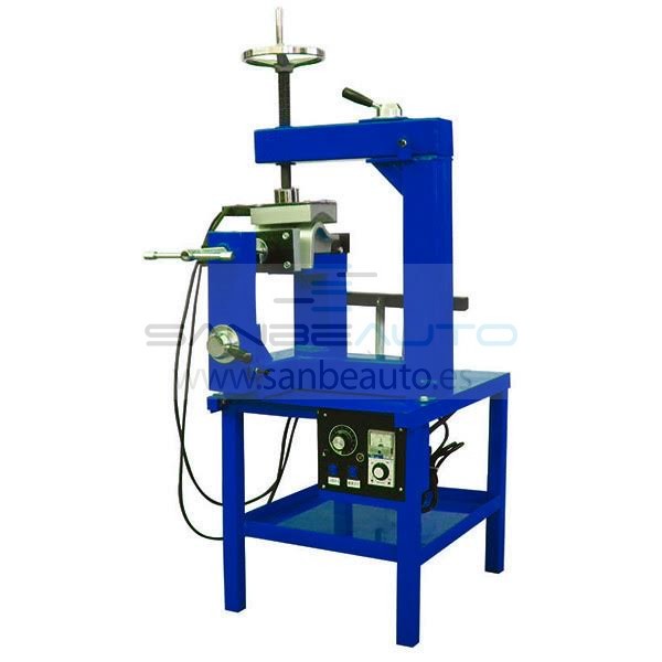 Vulcanizadora con mesa con reparación lateral molde inferior 160°C ajustable molde superior 150±10°C molde lateral 150±10°C 220V/50Hz/1Ph