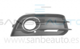 AUDI A1 10-*REJILLA EXTERIOR PARAGOLPES DELANTERO DCH CON AGUJERO NTINIEBLA CON ARO CROMADO
