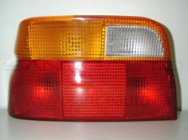 FORD ESCORT 90-*PILOTO TRASERO IZQ