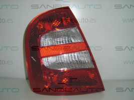 SKODA FABIA 99-*PILOTO TRASERO IZQ 3/5P