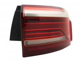 VW MULTIVAN T7 2021.08-*PILOTO TRASERO DCH(LED)