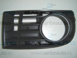 VW GOLF V 03-*REJILLA PARAGOLPES DCH CON AGUJERO PARA ANTINIEBLA