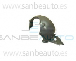 VW POLO 09-*PLASTICO PASE DE RUEDA DELANTERO IZQ