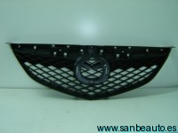 MAZDA 6 02-*REJILLA NEGRA