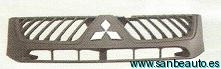 MITSUBISHI L200 04-05-*REJILLA NEGRA