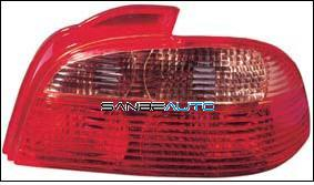 TOYOTA AVENSIS 01-*PILOTO TRAS DCH