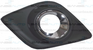 TOYOTA HILUX 16-*REJILLA PARAGOLPES DELANTERO DCH CON AGUJERO ANTINIEBLA Y CON ARO CROMADO