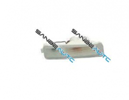 PILOTO IZQUIERDO BLANCO PARAGOLPES. DELANTERO