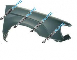 ALETA DELANTERA DERECHA CON AGUJERO