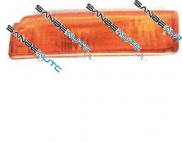 PILOTO IZQUIERDO AMBAR PARAGOLPES DELANTERO